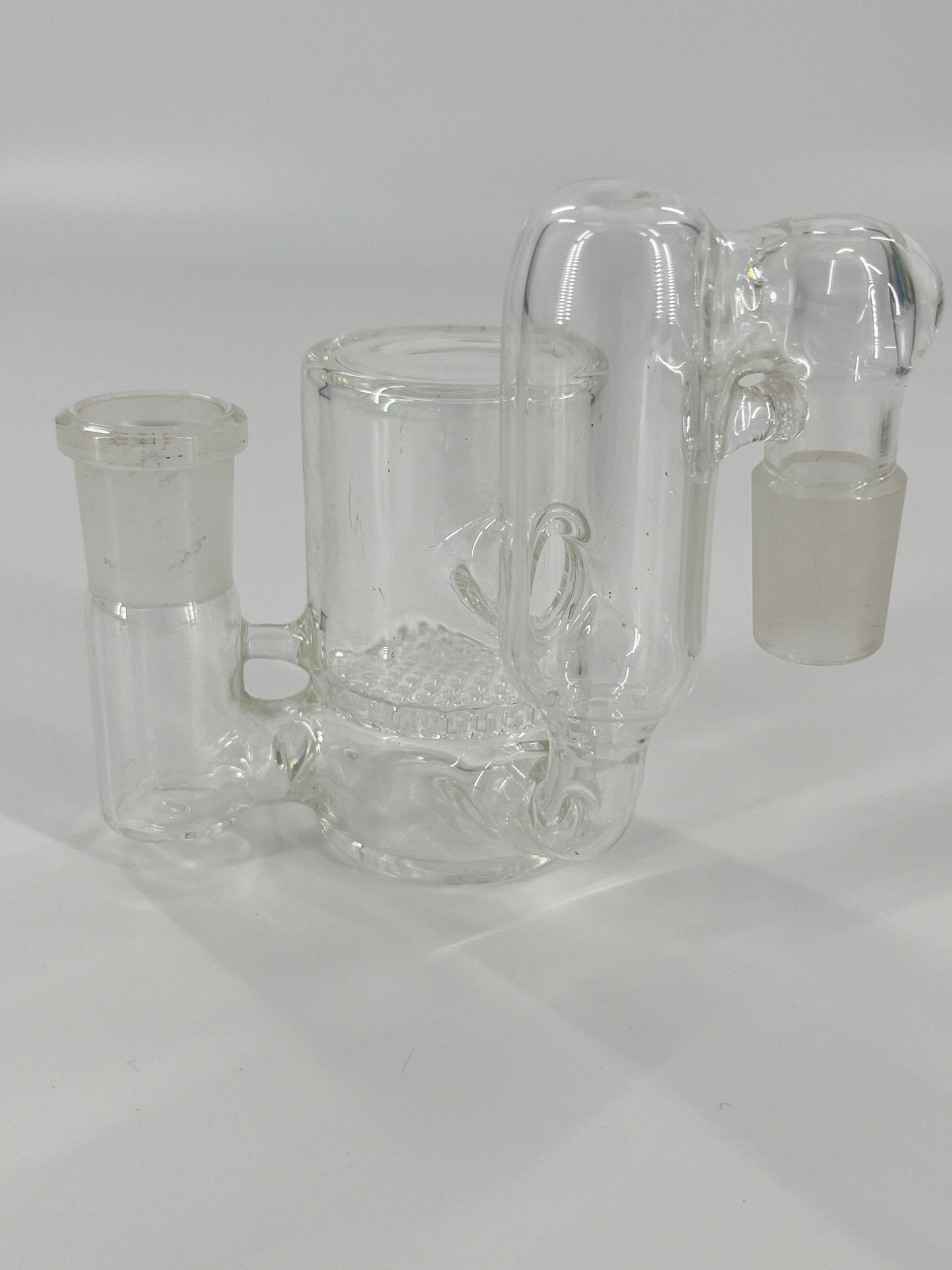 ASHC-3    90 Degree 19mm Female Recycler Style Ash Catcher